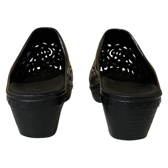 Dansko Pippa Molded Clog Shoe - Picture 4 of 8